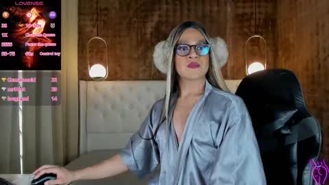 VittaaaPlease help me with your thumbs up its important  online show from 23, 2, 2025