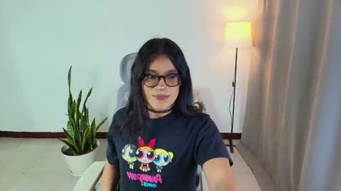 VittaaaPlease help me with your thumbs up its important  online show from 17, 10, 2025