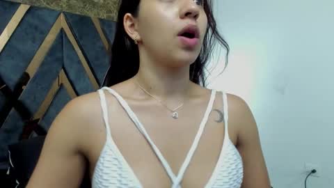 Snapshot of vittoria_conti_ chatting on 3, 3, 2026 vittoria online show from 3, 3, 2026