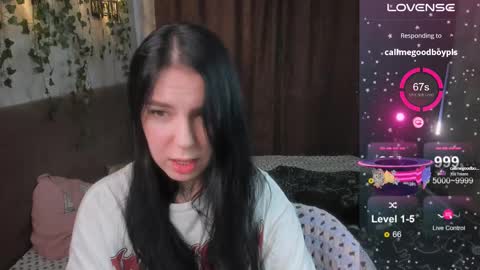 Snapshot of vivi__squirrel chatting on 7, 3, 2025 Vivi online show from 7, 3, 2025