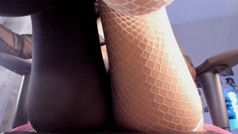 vivian_qwerty online show from 2, 12, 2024