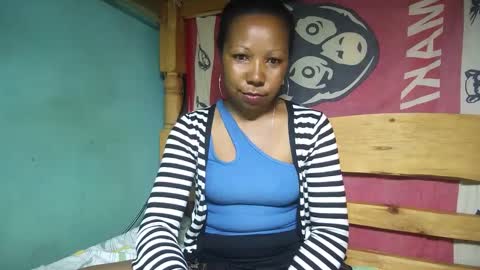 viviane0812 online show from 24, 2, 2025