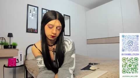 Vivian online show from 11, 9, 2025