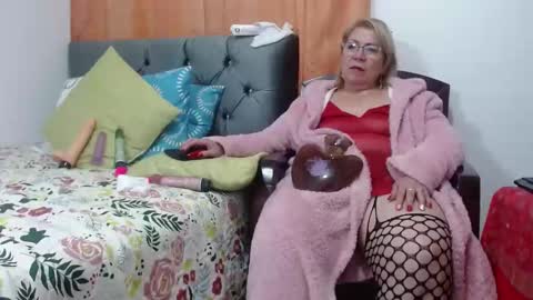 Snapshot of viviannajhonson chatting on 14, 12, 2024 ViviannaJhonson online show from 14, 12, 2024