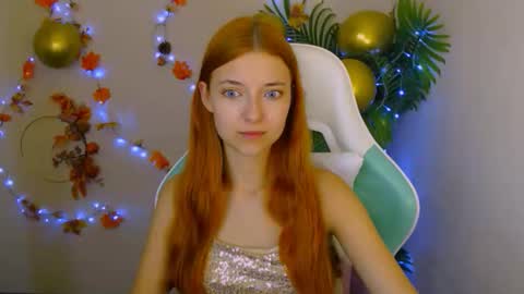 Snapshot of vivien_leight chatting on 10, 10, 2025 Vivien online show from 10, 10, 2025