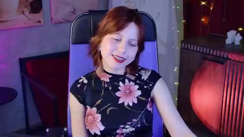 Vivienne  online show from 16, 5, 2026