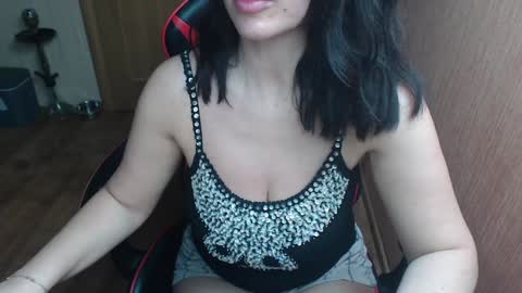 Snapshot of vivo244 chatting on 15, 12, 2024 Eva online show from 15, 12, 2024