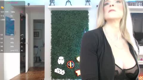 Vixen online show from 2, 11, 2025