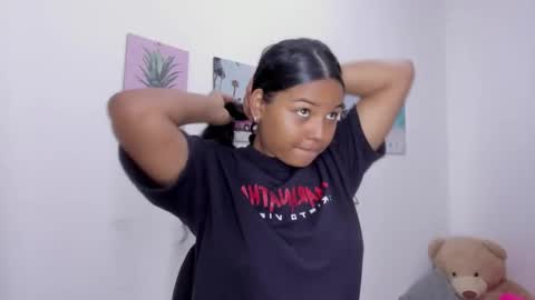 vixenlust17 online show from 19, 2, 2026