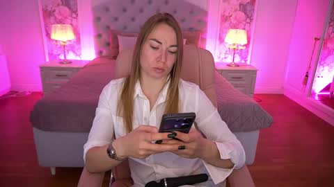 Ur Lady online show from 19, 4, 2026