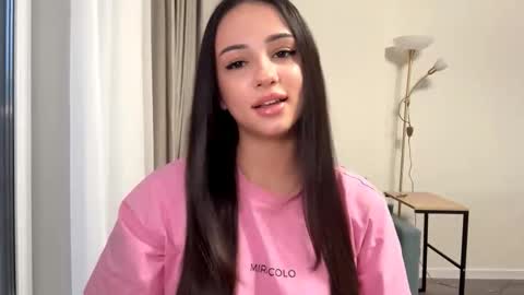 Miss Mia online show from 9, 3, 2026