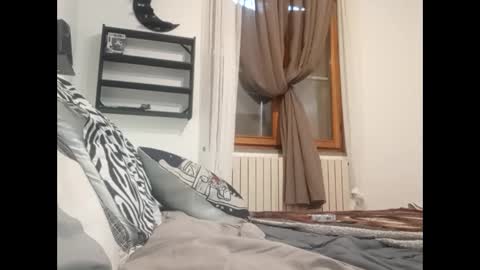 volpecesare419 online show from 23, 2, 2025
