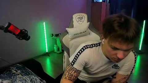 Snapshot of vova_belkin_ chatting on 28, 7, 2026 vova online show from 28, 7, 2026