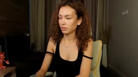 Snapshot of voxlesss chatting on 7, 7, 2026 Lily online show from 7, 7, 2026