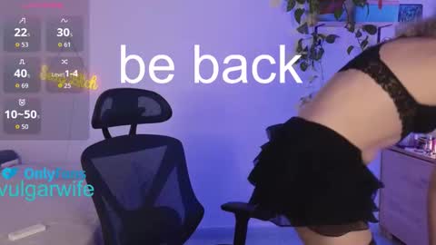 Vikky online show from 28, 9, 2025