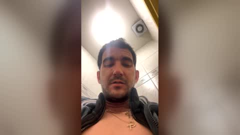 Snapshot of vvvenommm chatting on 7, 6, 2026 vvvenommm online show from 7, 6, 2026