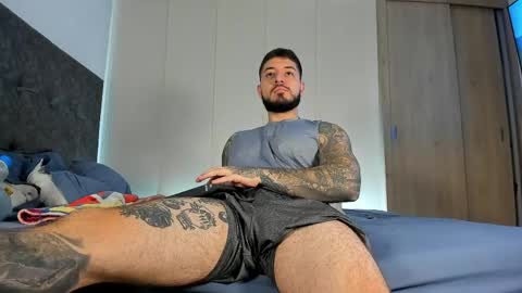 vyxen_ online show from 21, 4, 2026