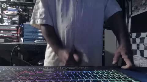 wakesblowinclouds online show from 27, 3, 2026