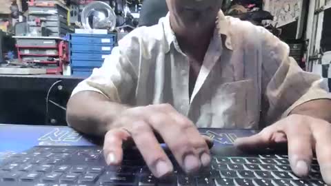 wakesblowinclouds online show from 27, 3, 2026