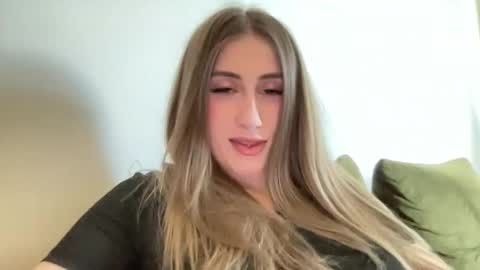 Snapshot of walkiria19 chatting on 26, 4, 2026 walkiria19 online show from 26, 4, 2026