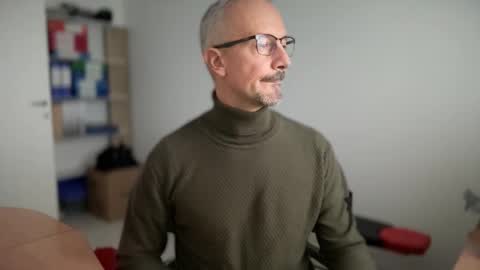 Snapshot of walky78 chatting on 25, 11, 2025 walky78 online show from 25, 11, 2025