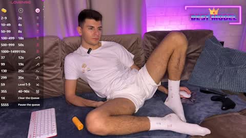 Snapshot of walt_enjoy chatting on 6, 2, 2025 Walt Enjoy online show from 6, 2, 2025