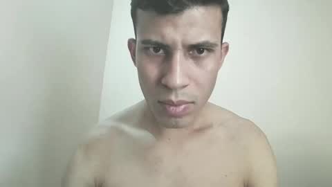 Snapshot of walter374 chatting on 15, 11, 2025 walter374 online show from 15, 11, 2025