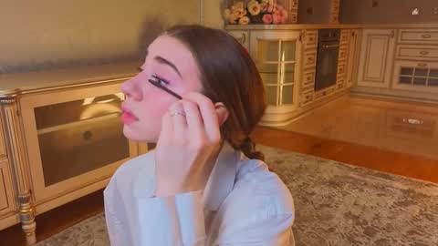 hello guys im Lilian online show from 11, 10, 2025