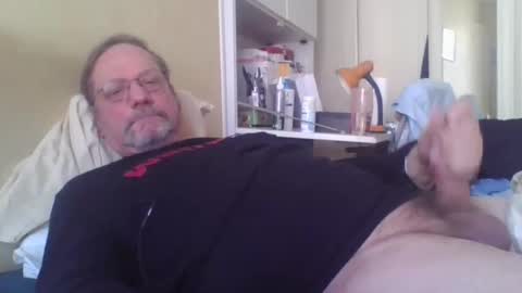Snapshot of wanky357 chatting on 7, 4, 2026 Tibo Love online show from 7, 4, 2026