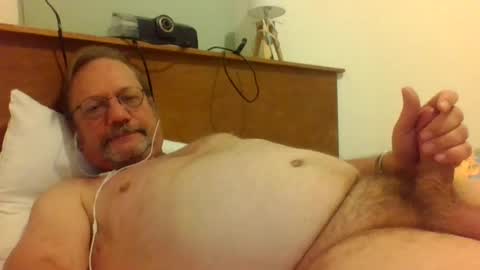 Snapshot of wanky357 chatting on 17, 7, 2026 Tibo Love online show from 17, 7, 2026