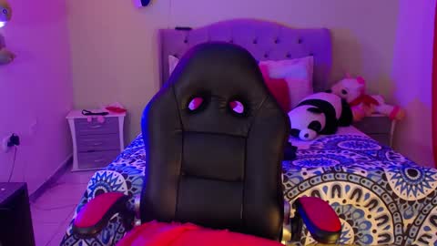 EMILY online show from 7, 1, 2025