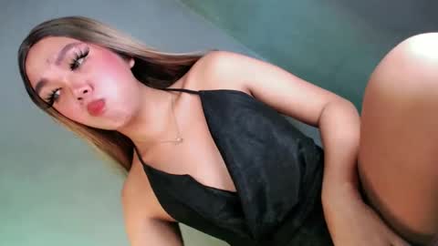Snapshot of water_lily28 chatting on 9, 2, 2025 Isla Fox online show from 9, 2, 2025