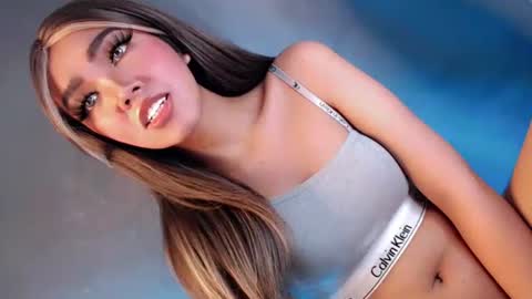 Snapshot of water_lily28 chatting on 21, 9, 2025 Isla Fox online show from 21, 9, 2025
