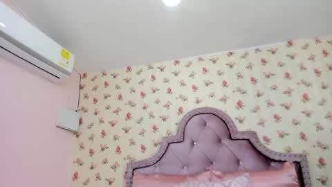 Snapshot of watson_crystal00 chatting on 16, 7, 2026 Milf Latina online show from 16, 7, 2026