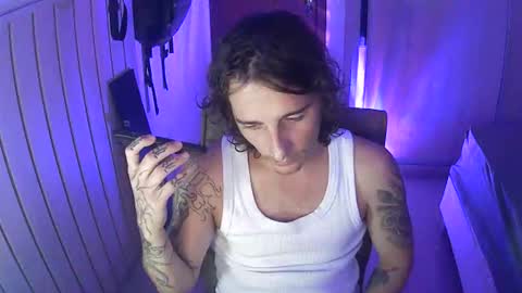 Snapshot of wave_boyy chatting on 8, 5, 2026 wave_boyy online show from 8, 5, 2026