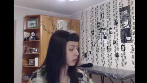 Mina online show from 12, 11, 2025