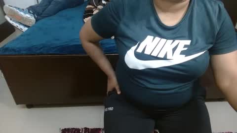 Snapshot of we_are_indian chatting on 17, 2, 2025 khushiwife kabirhubby kavyasexy gf online show from 17, 2, 2025