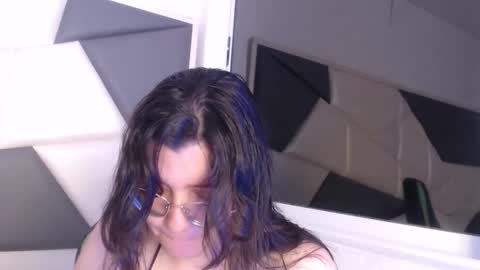 Trixie 3 online show from 10, 10, 2025