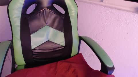 Trixie 3 online show from 28, 10, 2025