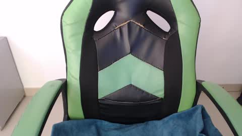 Trixie 3 online show from 10, 4, 2026