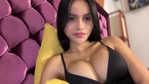 Snapshot of webcammaggie chatting on 29, 4, 2026 Maggie online show from 29, 4, 2026