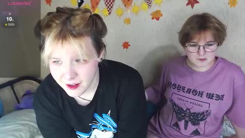 Snapshot of wehavepussies chatting on 30, 11, 2025 rixsy and ricky online show from 30, 11, 2025