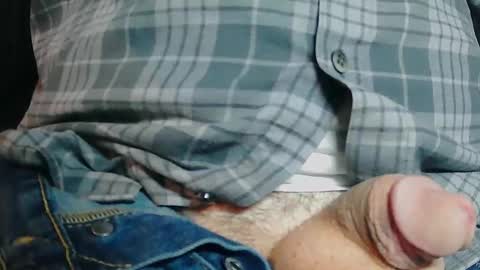 Snapshot of wellandwelland chatting on 4, 12, 2025 wellandwelland online show from 4, 12, 2025