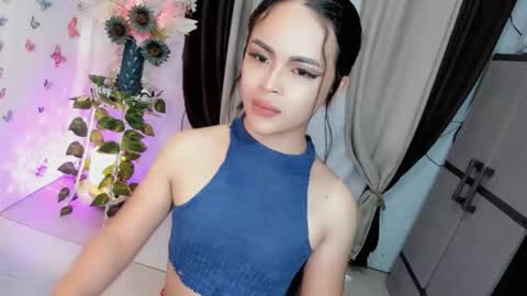 Snapshot of wellcumbabyxx chatting on 28, 4, 2026 Hi Im LOVIE Please dont forget to follow and thumbs up me online show from 28, 4, 2026