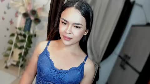 Snapshot of wellcumbabyxx chatting on 5, 6, 2026 Hi Im LOVIE Please dont forget to follow and thumbs up me online show from 5, 6, 2026
