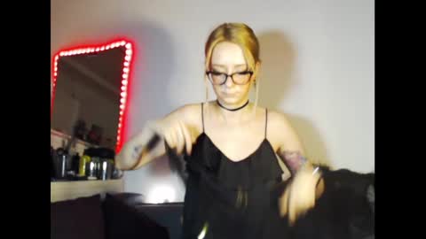 Snapshot of welliza chatting on 6, 1, 2025 Liza online show from 6, 1, 2025