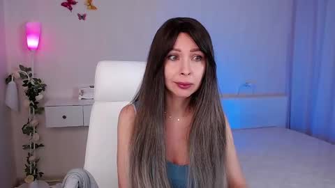 Wendi Foster online show from 19, 2, 2025