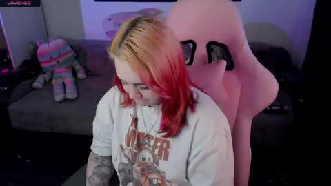 Snapshot of wendyycandy chatting on 8, 6, 2026 wendyycandy online show from 8, 6, 2026
