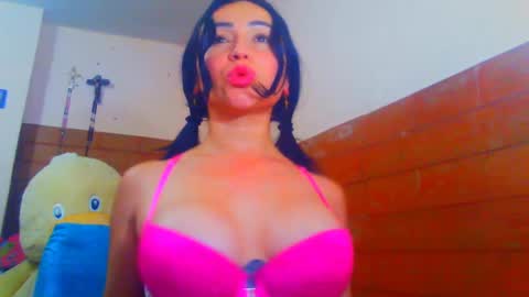 Snapshot of wenndy_ardent chatting on 31, 1, 2025 TaTis online show from 31, 1, 2025