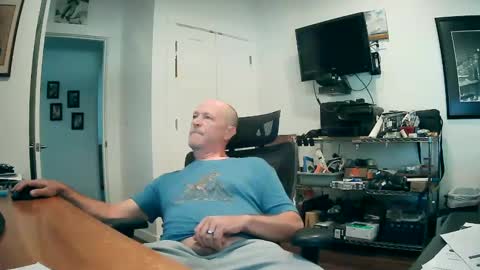 Snapshot of weseeyouwatching chatting on 17, 9, 2025 weseeyouwatching online show from 17, 9, 2025